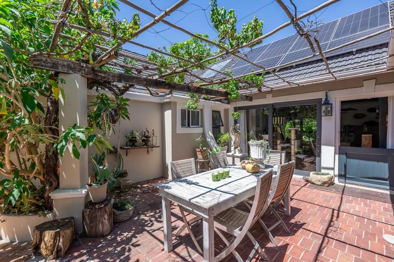 7 Bedroom Property for Sale in Somerset West Western Cape